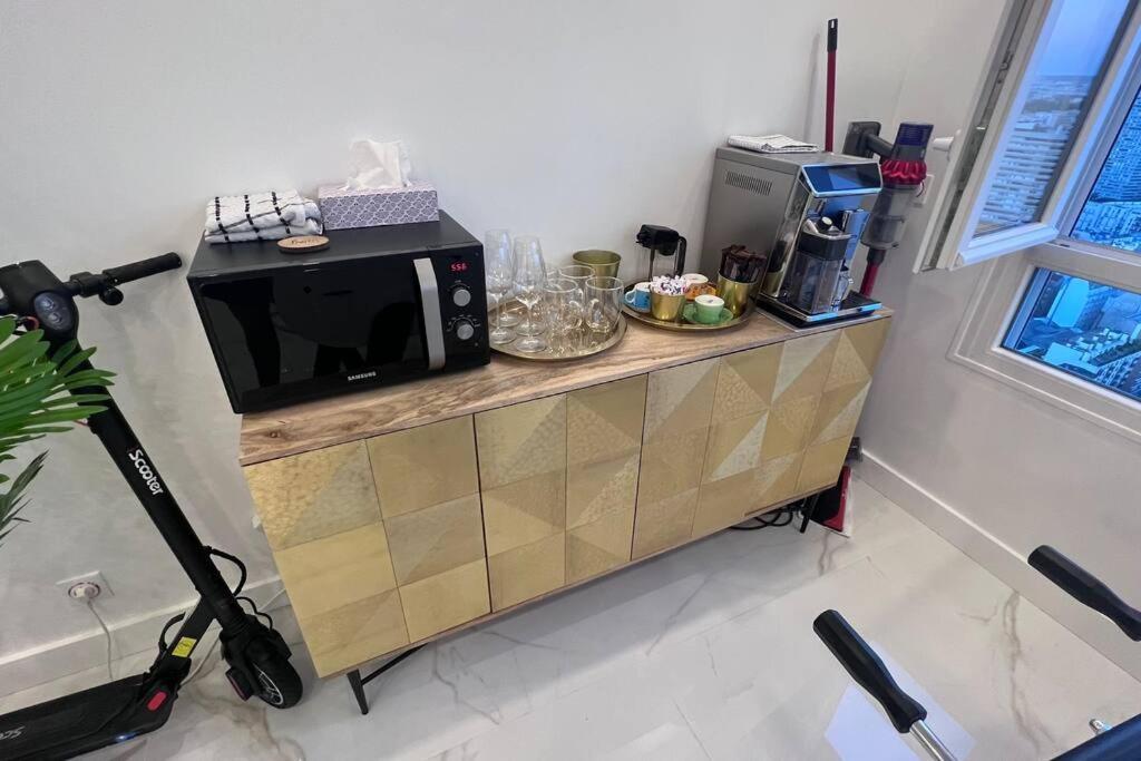 Nice Apartment With Amazing View Of Paris + Parking Екстер'єр фото