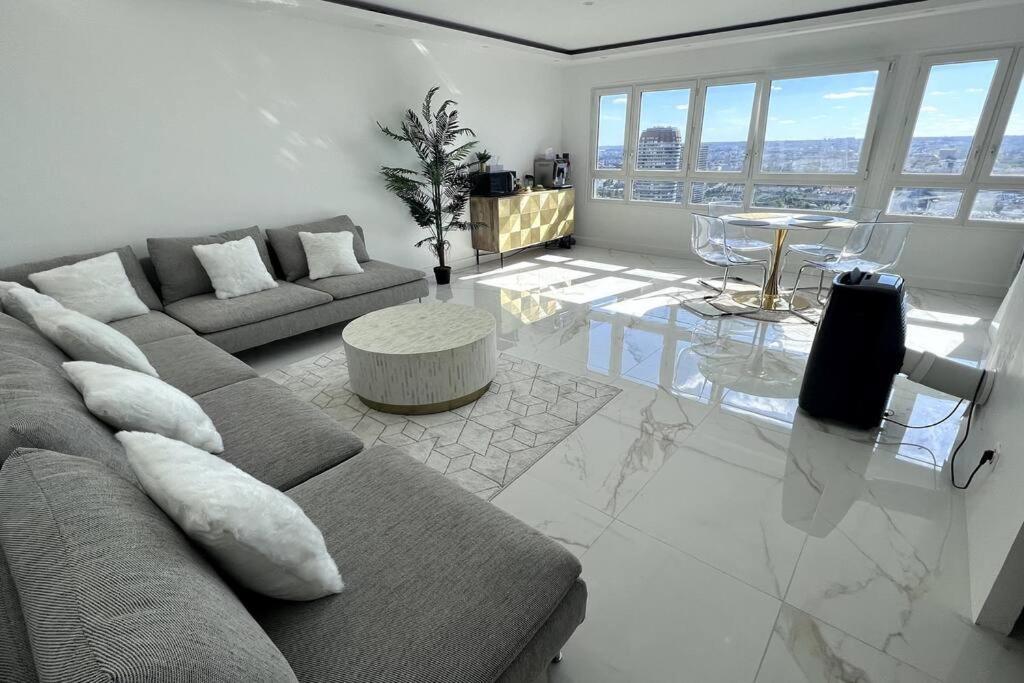 Nice Apartment With Amazing View Of Paris + Parking Екстер'єр фото