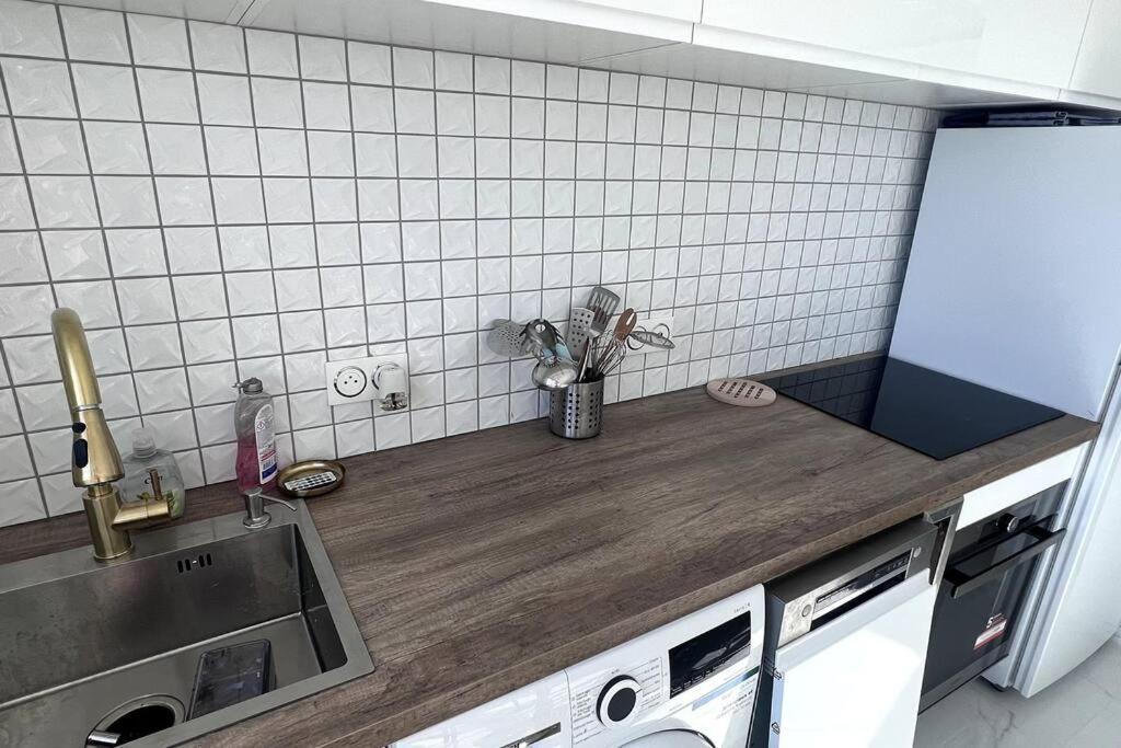 Nice Apartment With Amazing View Of Paris + Parking Екстер'єр фото
